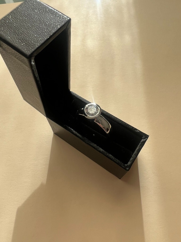 10k White Gold Lab-Created Diamond Ring 0.96ct G-H SI1 6mm Round – Appraised