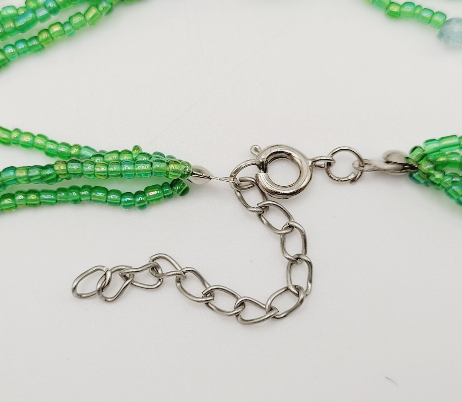 Green Art Glass Pendant Iridescent Seed Bead Multi Strand Necklace Vtg Y2K Era