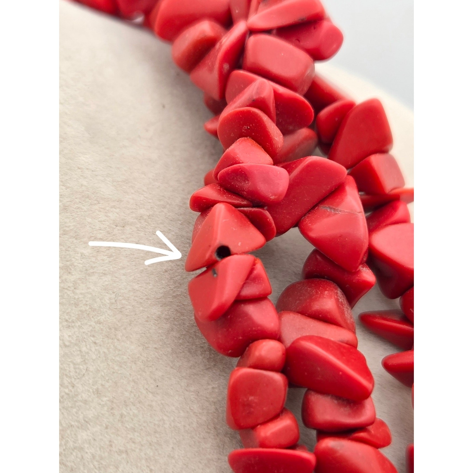 Red Natural Stone Chip Bead Twisted Necklace