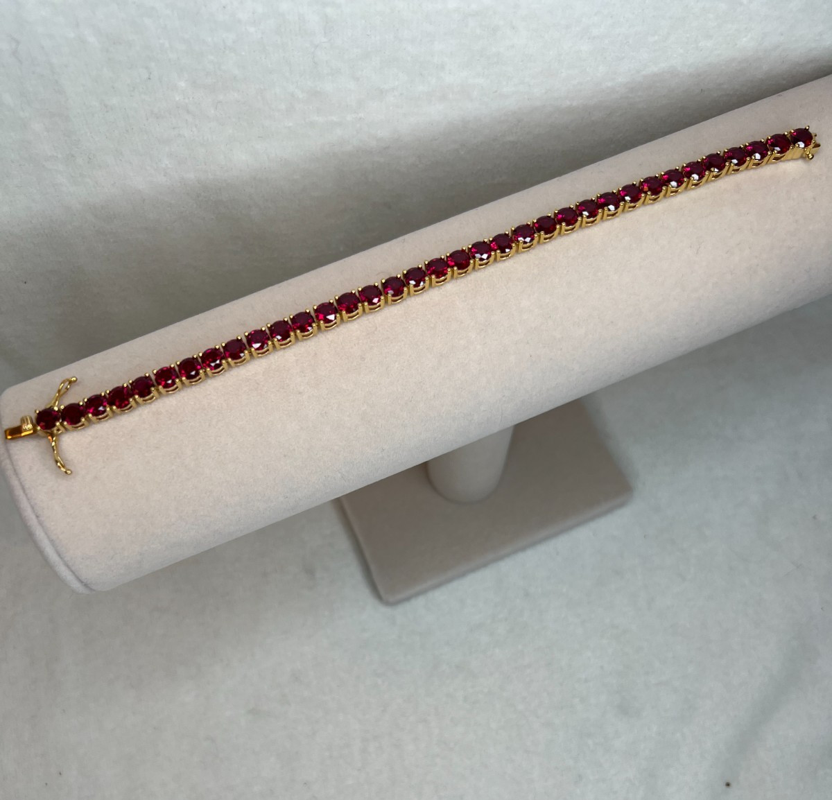 Red lab created ruby 18k yellow gold over silver bracelet 17.46ctw 7.25″ NEW
