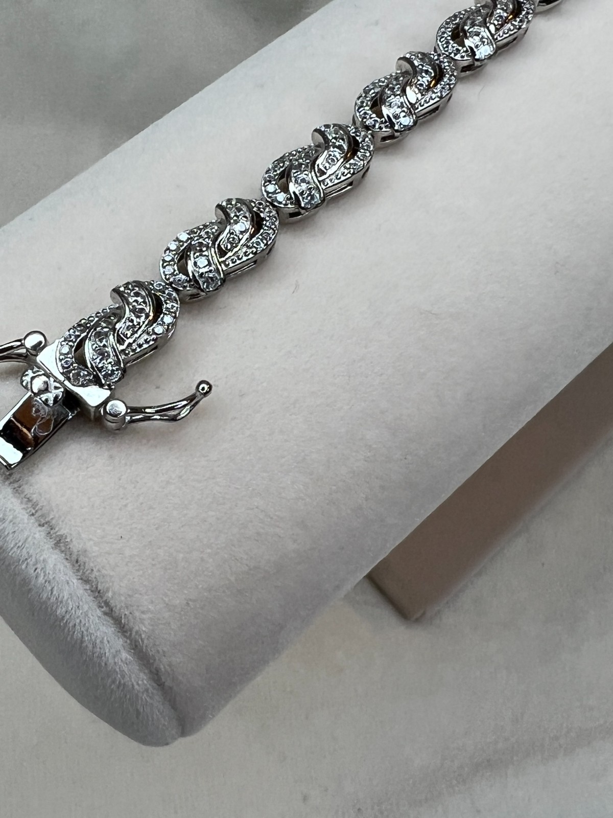 3.00ctw round white zircon rhodium over sterling silver bracelet size 7 NEW