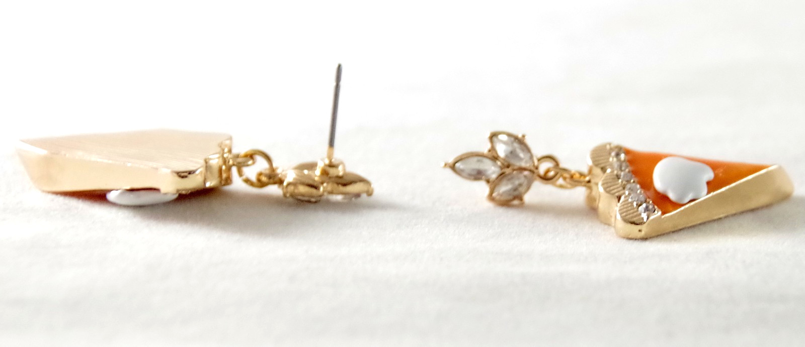HTF! 3-D BETSEY JOHNSON PUMPKIN PIE RHINESTONE THANKSGIVING DROP DANGLE EARRINGS