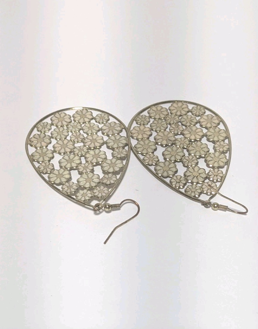 Gold Tone Flower Filigree With White Enamel Inlay Hook Dangle Earrings 2.75″