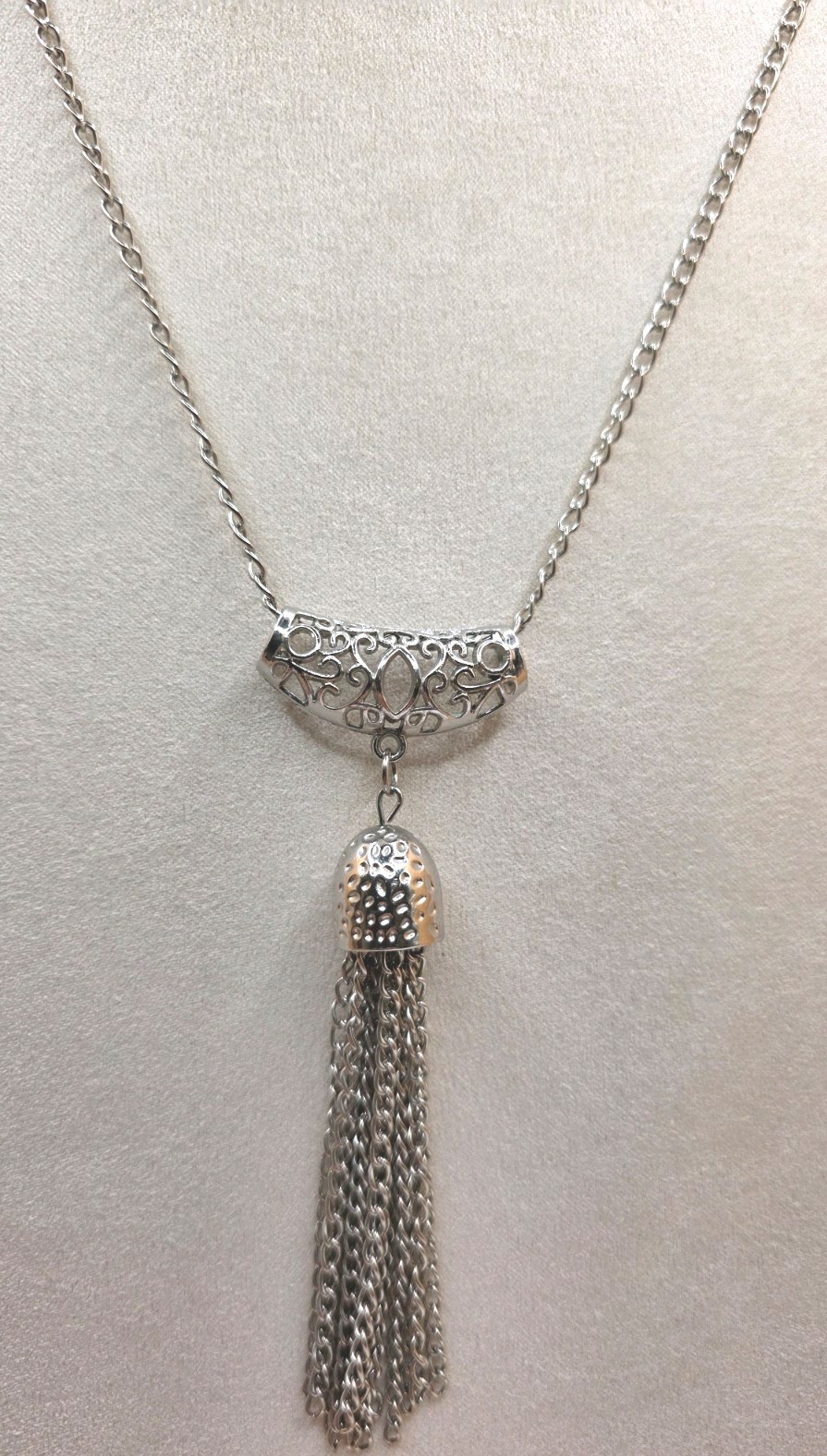 27-inch Silver Tone Estate Chain With Open Work Bar And Chain Tassel