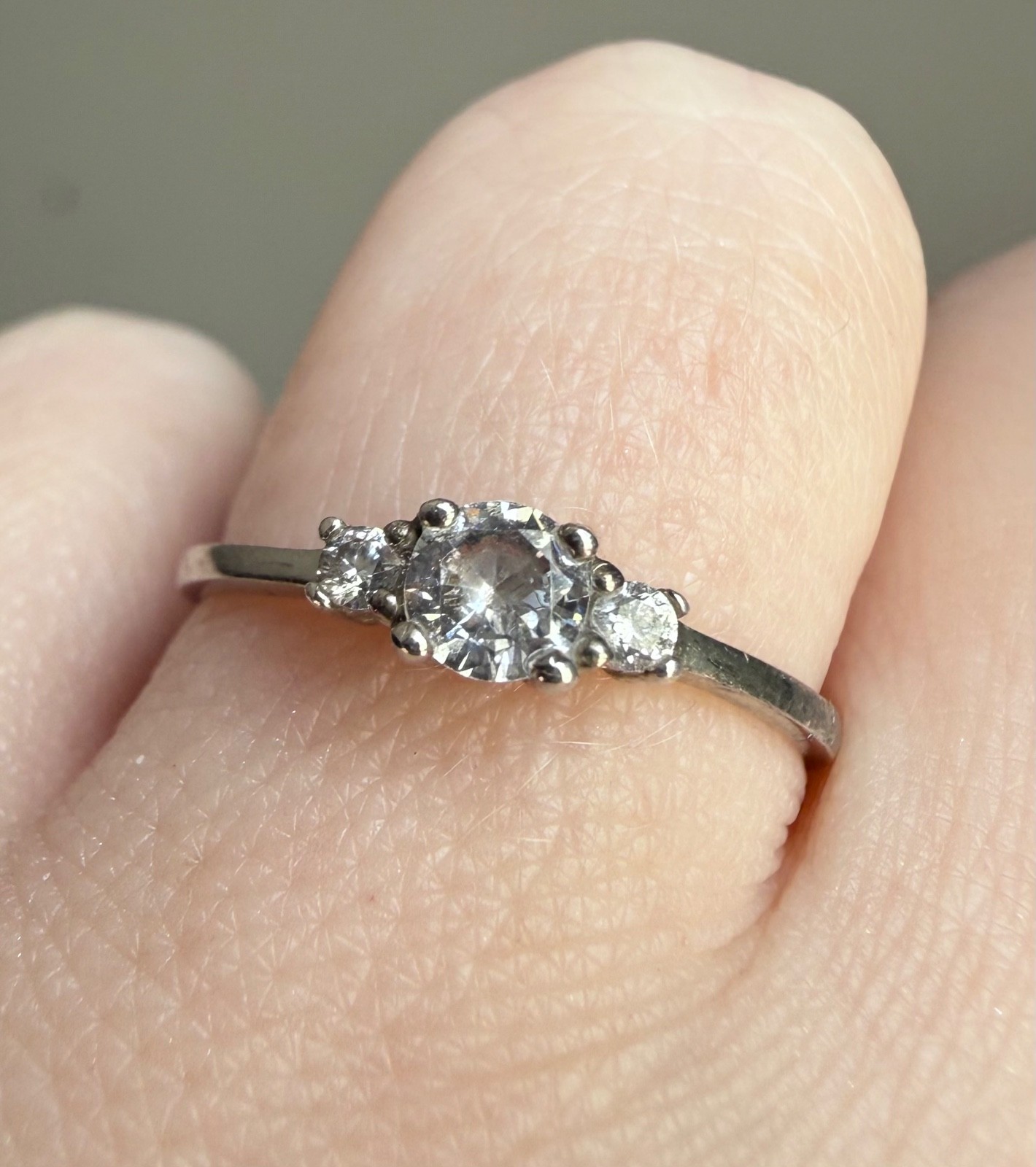 Sterling Silver ATI Cubic Zirconia CZ ring Size 7.25