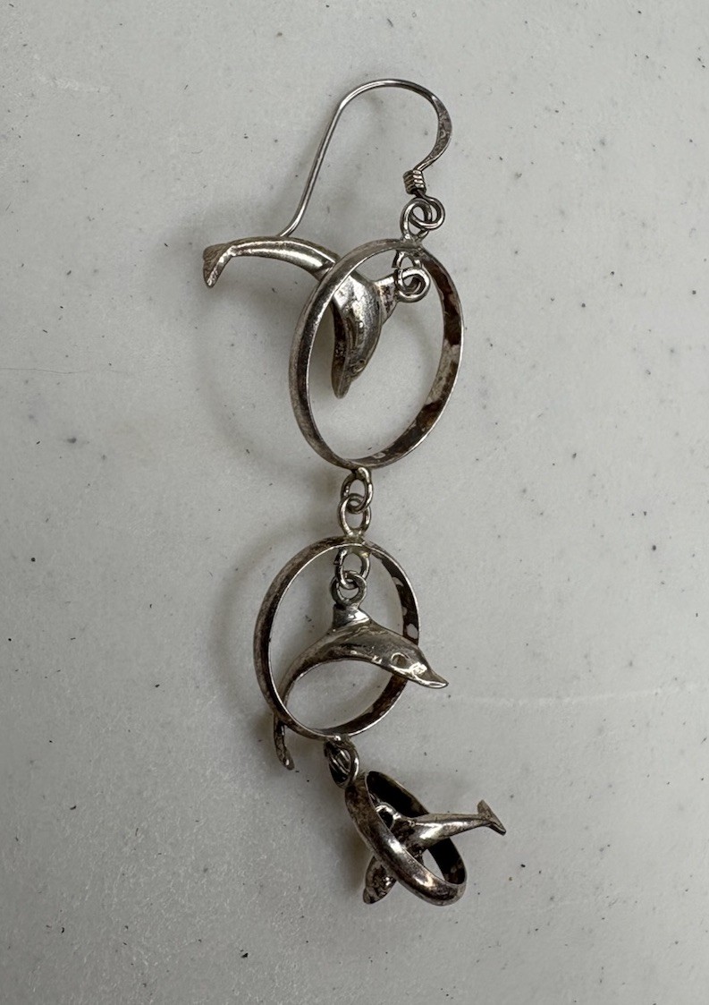 Single (1) 925 Sterling Silver Hook Dangle Dolphin Circle Earring – 4.5 Grams