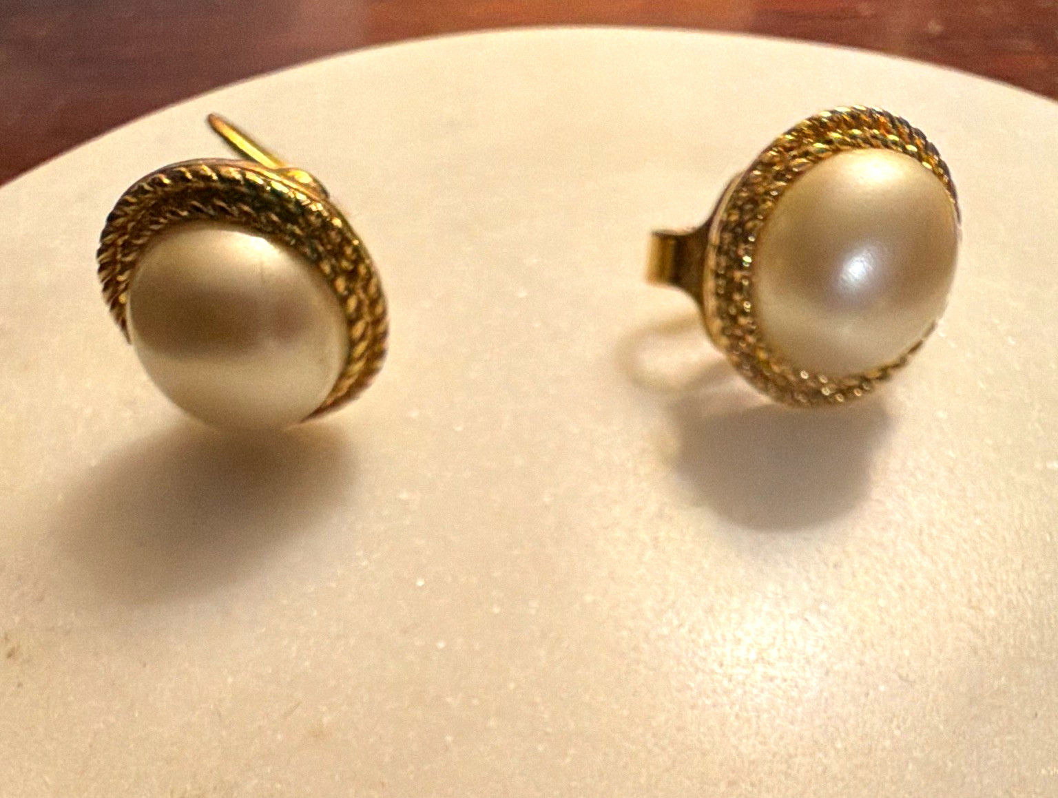 Gold Tone White Simulated Pearl Round Stud Earrings Screw Back Bezel Set