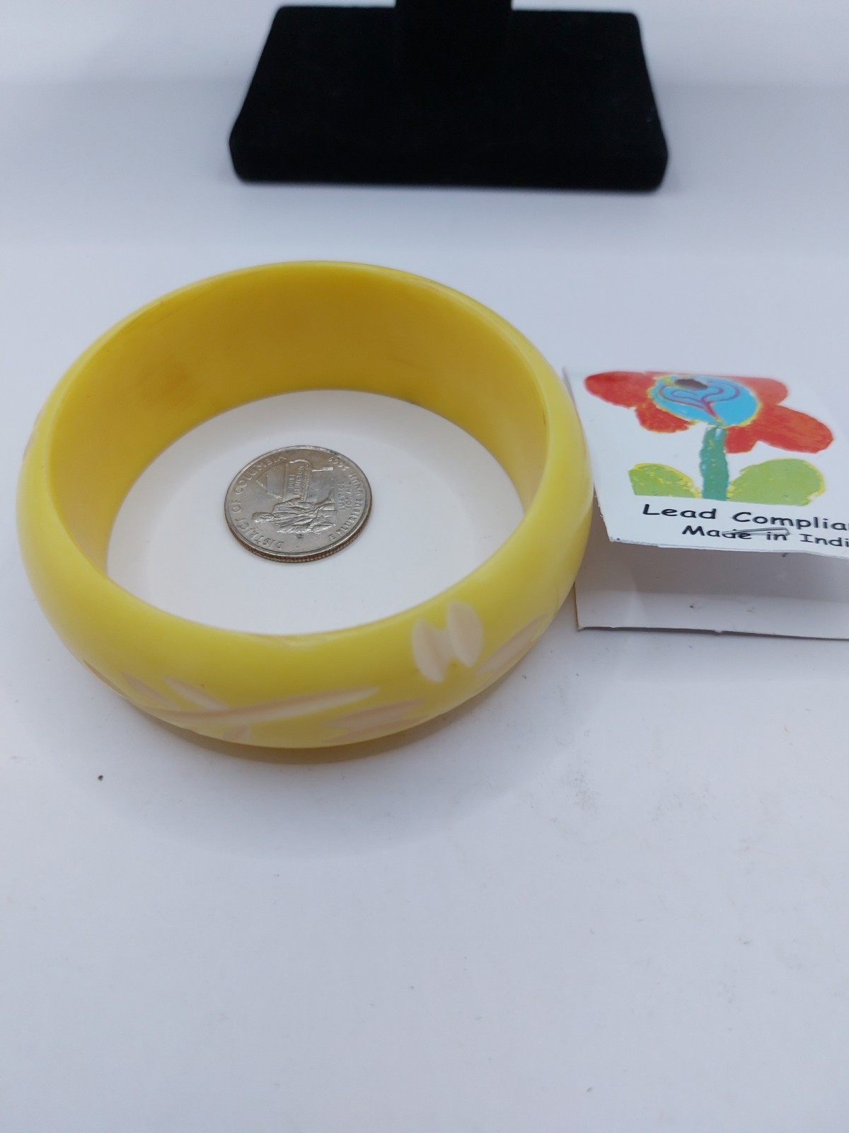 Summer Yellow Bangle Bracelet White Carved Designs All Around SZ 8