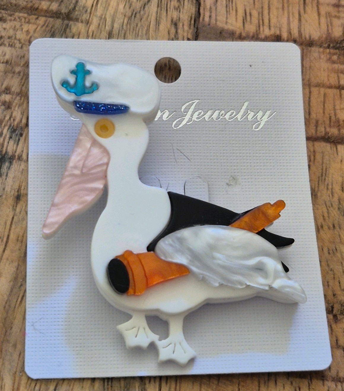 Modern Acrylic Handmade BROOCH 3D Cute Captain Pelican Hat Telescope SEA BIRD BN