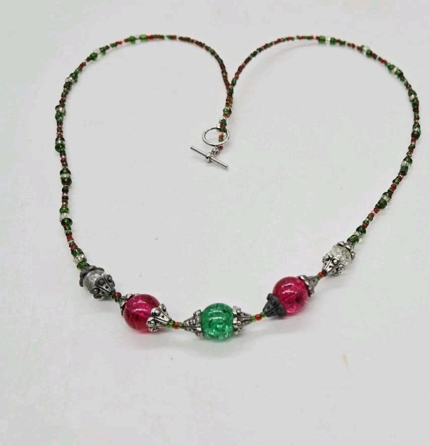 Christmas Necklace Glass Beaded Red Green Silver tone Handmade Artisan 27 in
