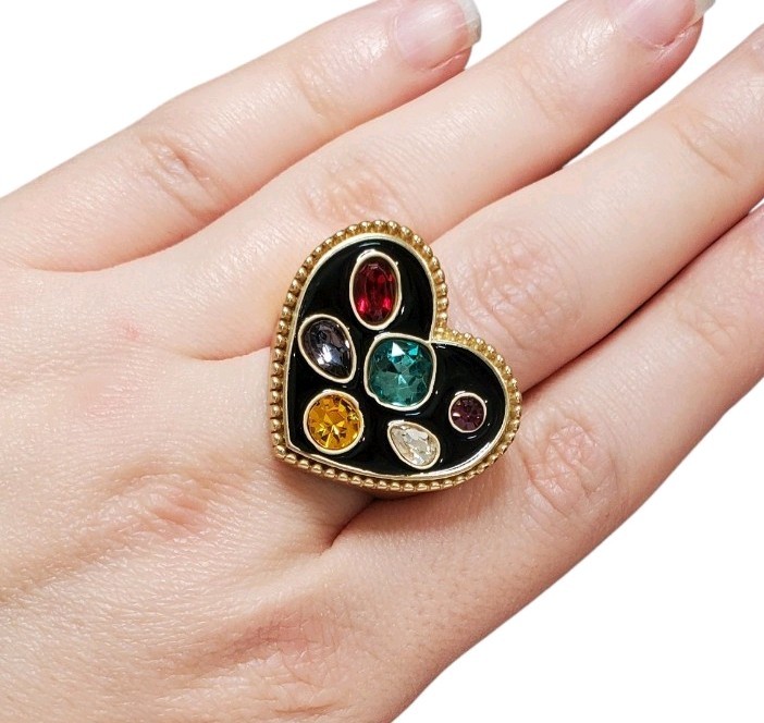 Estate Gold-Tone Black Enamel Multi-Color Glass Stone Heart Stretch Ring Size 7