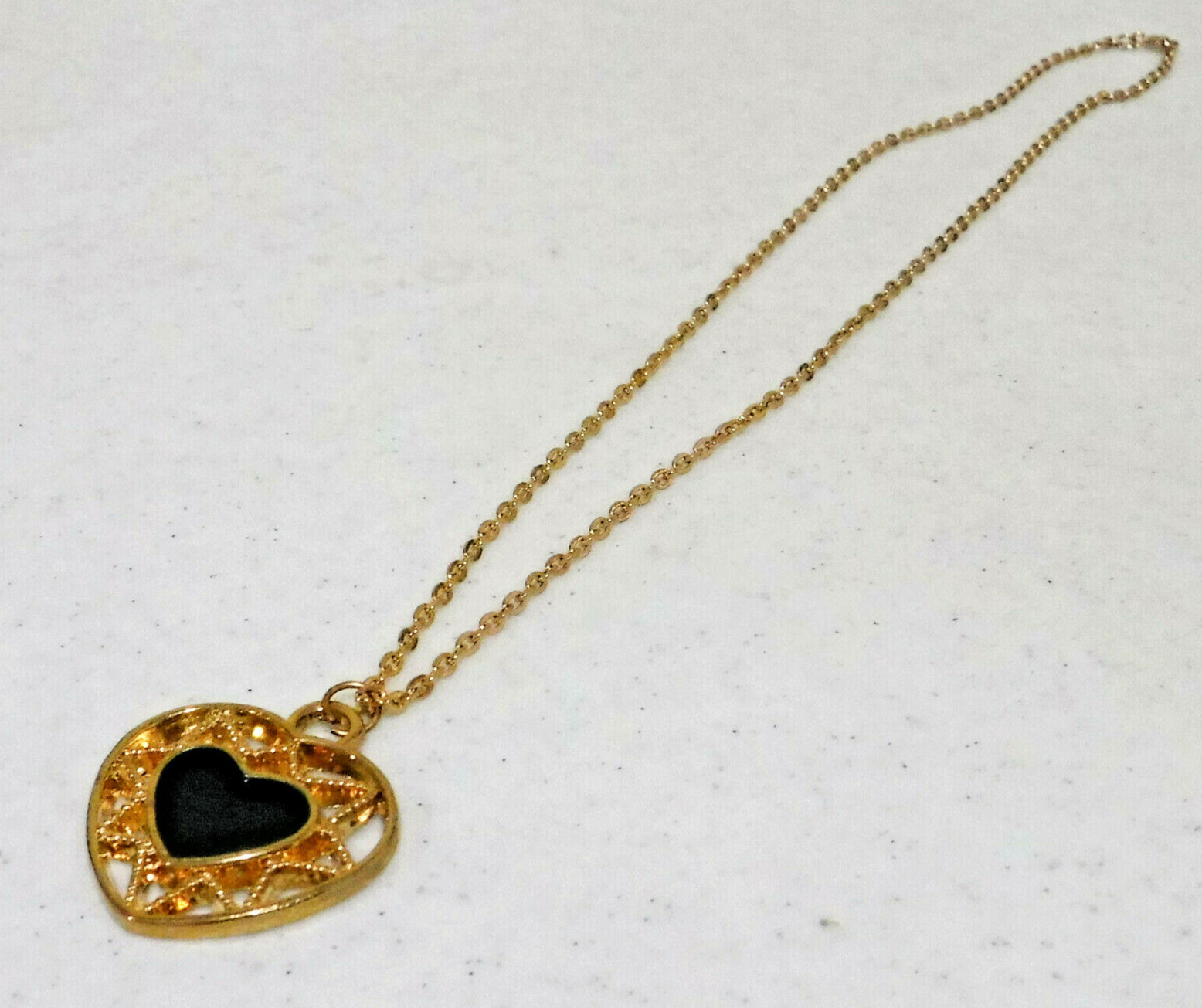 Fashion Nature’s Jewelry Women Gold Chain Heart Necklace Love Style Pendant, 18″
