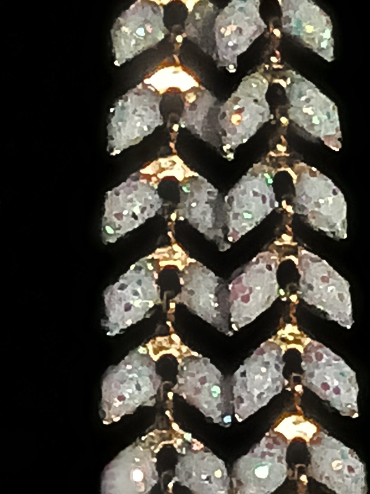 Stunning Premier Designs Glisten Necklace 34″ Nice