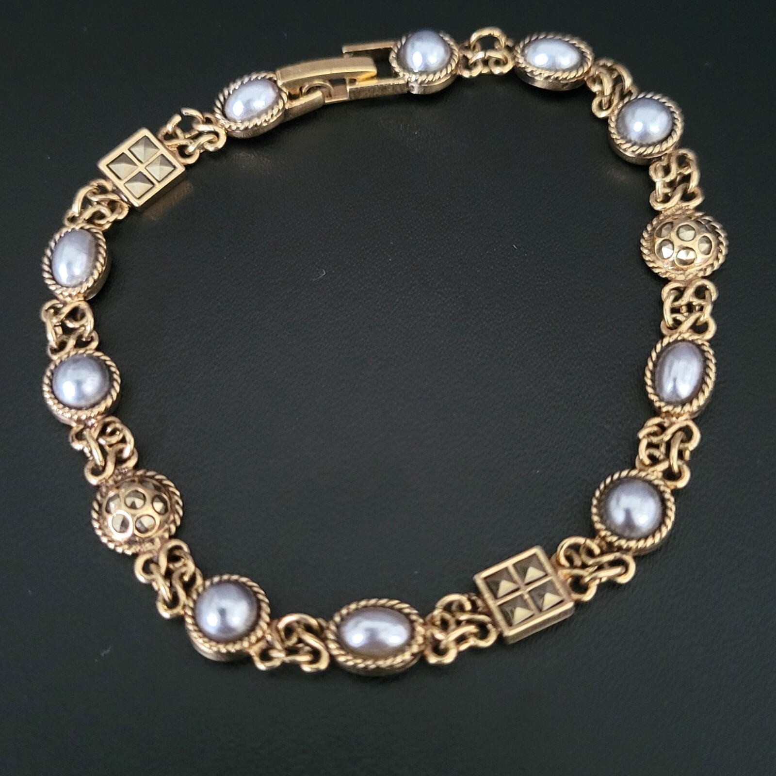 LC Lauren Conrad Gold Tone Delicate Bracelet Gray Blue Beads Fold Over Clasp