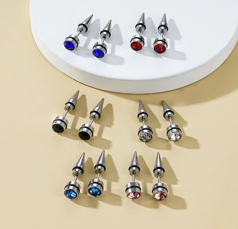 2Pcs Prong Set Screw Back CZ Stud Earrings Rivet Spike Cone Surgical Steel PE30