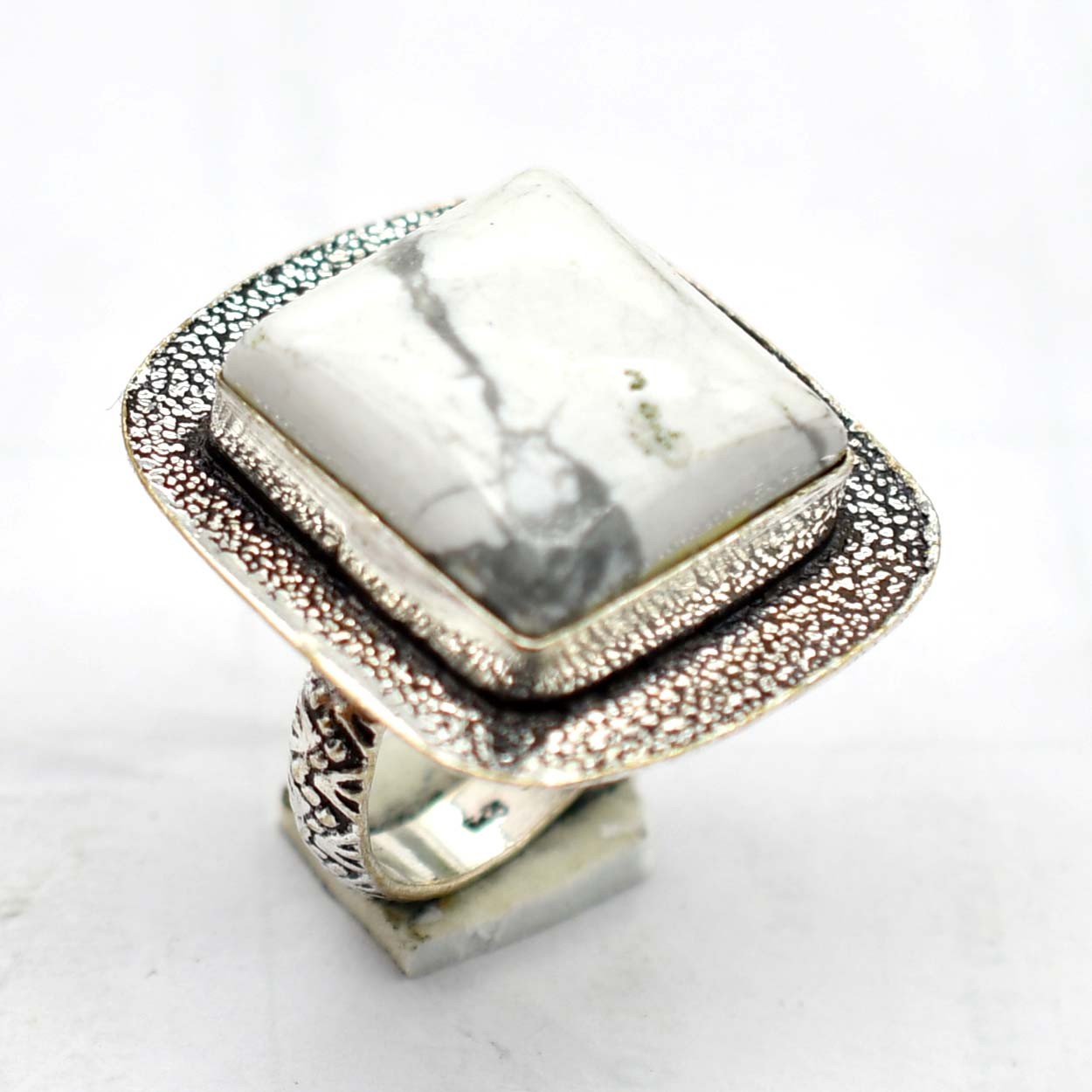 Howlite Ethnic Handmade Ring Jewelry US Size-7 R 5944