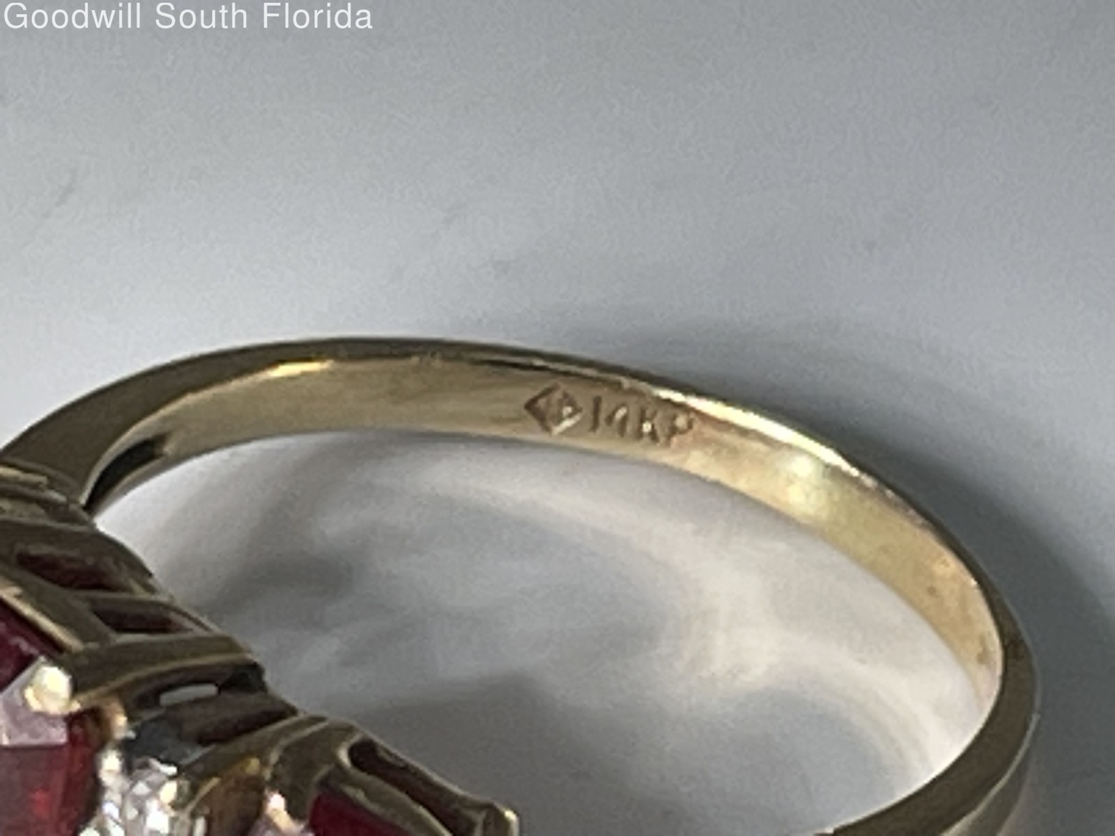 Gold Ring Size 6.5. With Diamonds. (Stamped 14K-Tested 13.95KT) Weight 3.0g