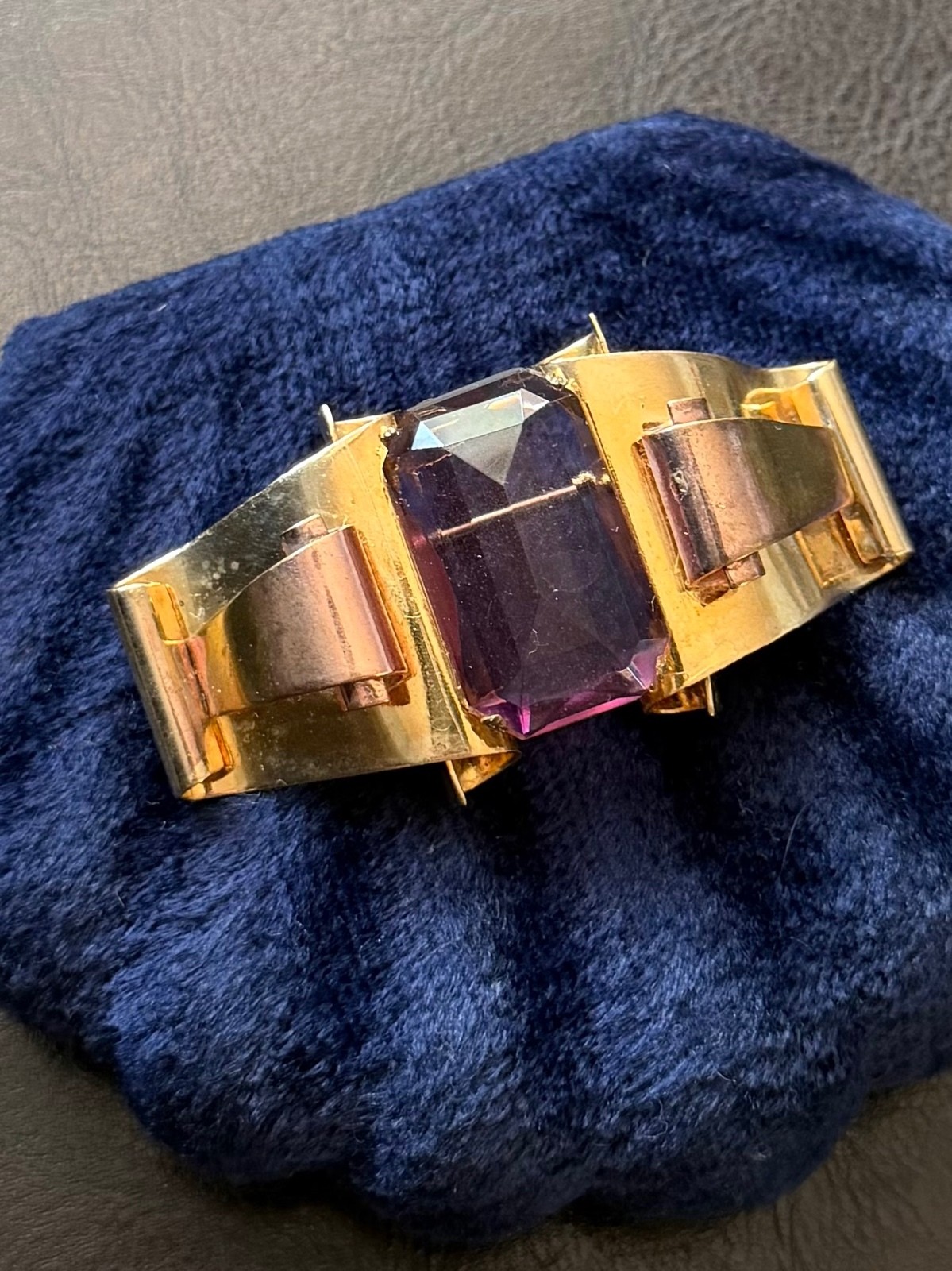 Vintage 1940s Art Deco Early Coro Gold Tone Emerald Cut Amethyst Glass Brooch