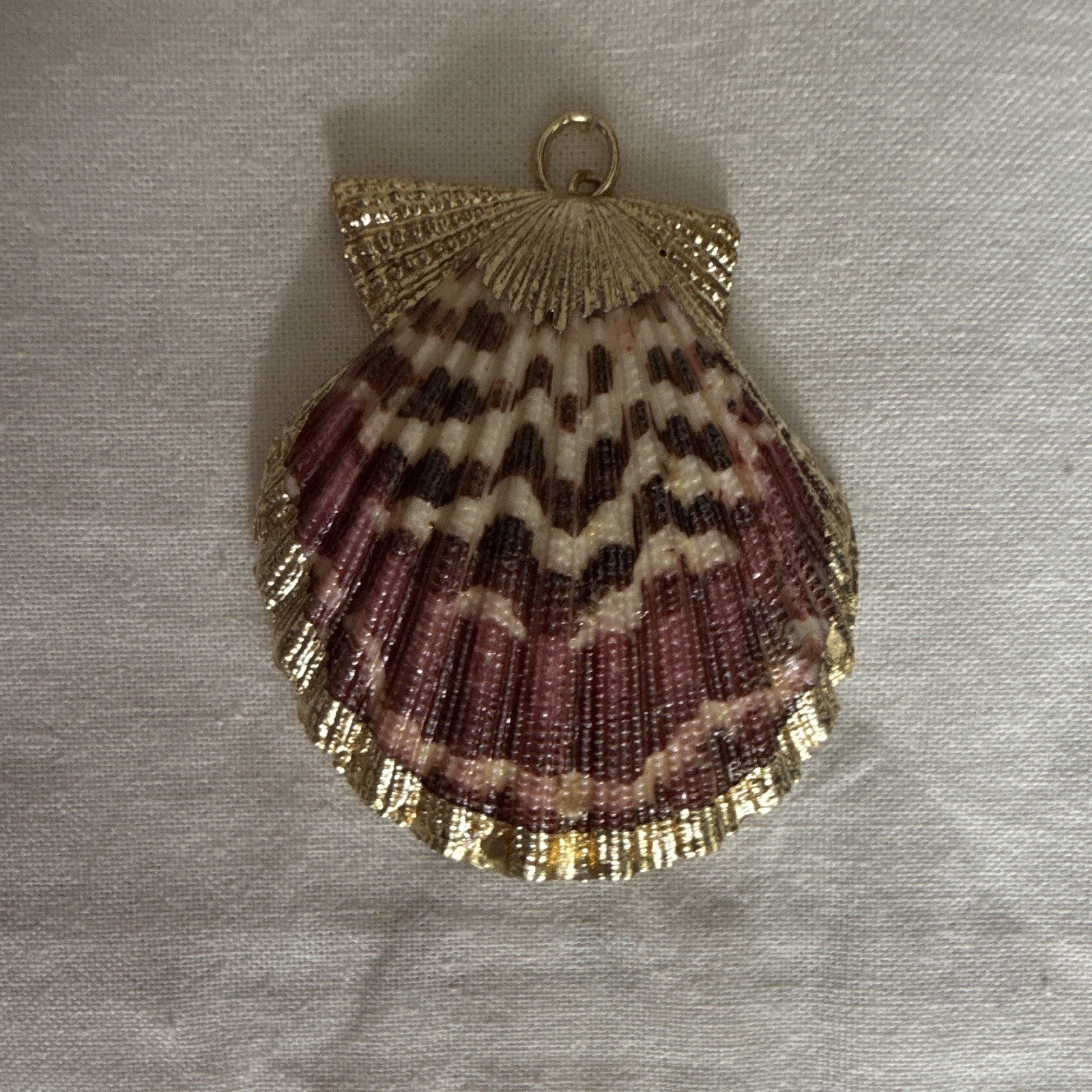 Vintage Scallop Shell Charm Pendant Gold Tone Asymmetrical Pink White Beach Sea