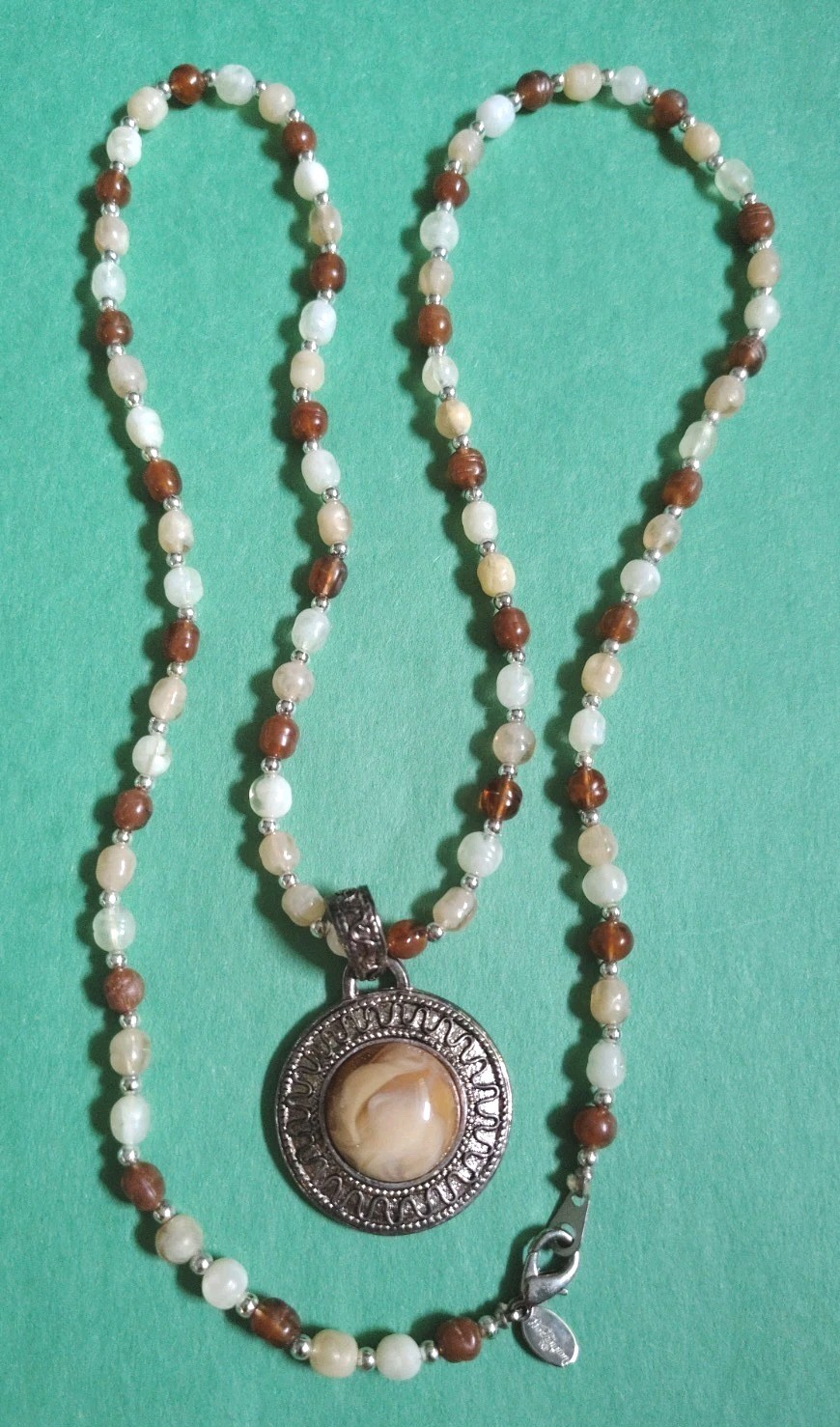 WORTHINGTON Signed AMBER Glass & Acrylic Beaded Necklace & Pendant