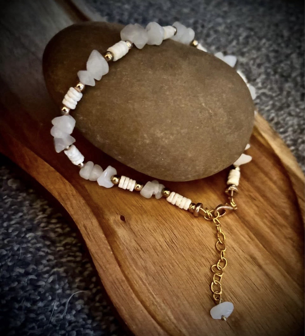 Gold Plated White Shell Chip Beaded Anklet Adjustable Lobster Clasp Beach