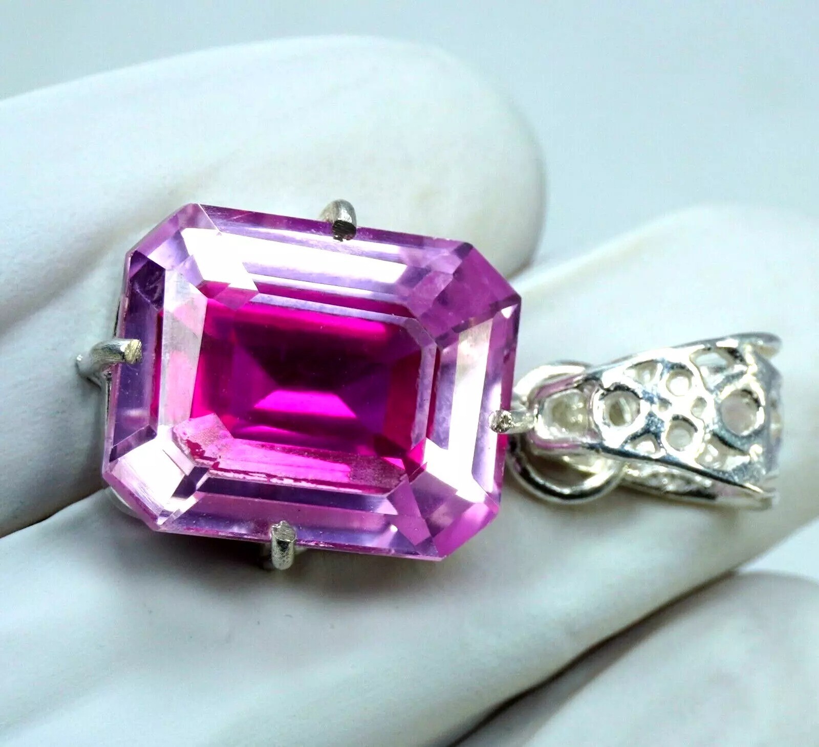 Natural 35.30 Ct Unheated Rare Pitambari Sapphire 925 Silver Pendant Gemstone