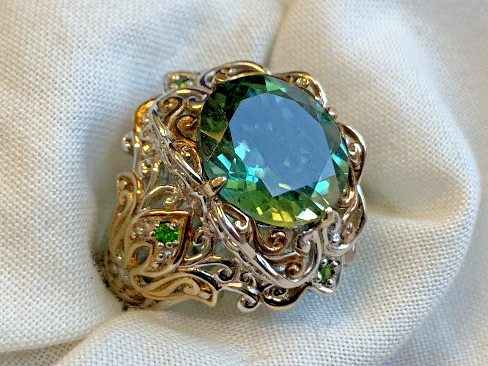 Sterling Silver Ring 10.43g Fine Jewelry Size 9 Band Green Topaz Look *READ*
