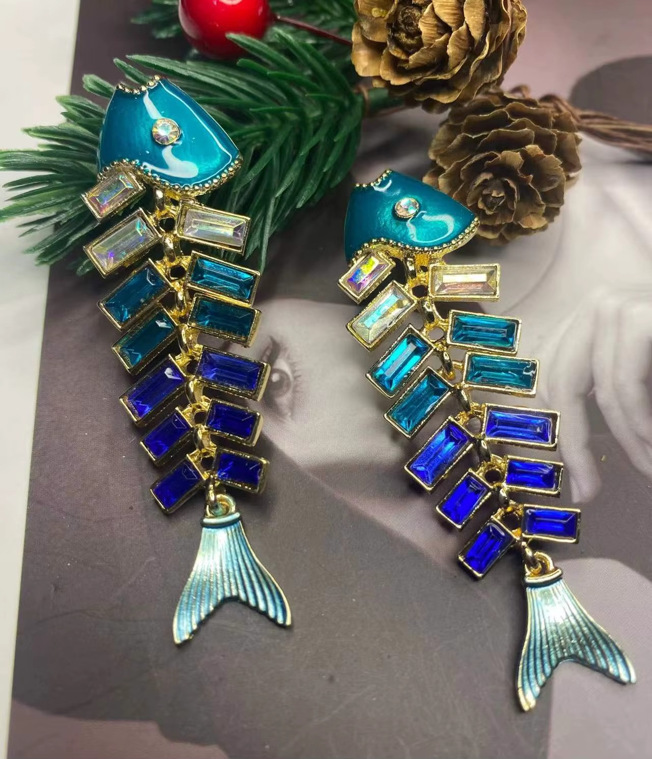 Creative Colored Rhinestone Fishbone Earrings Personality Temperament Splicing A