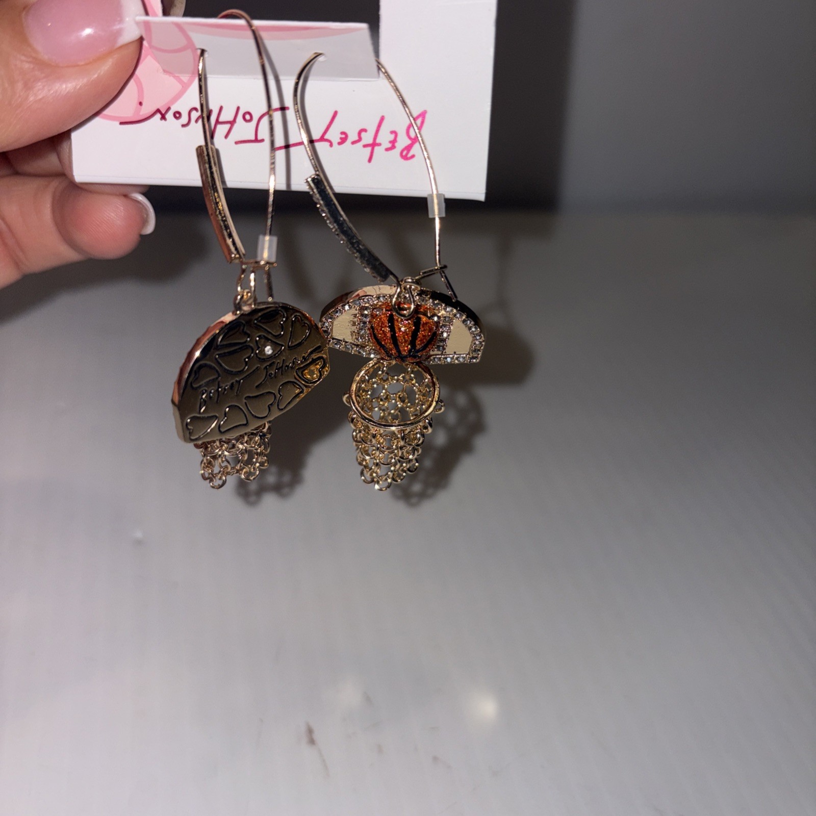 Betsey Johnson earrings Nothing But Net basketballs goldtone chains hooks NWT