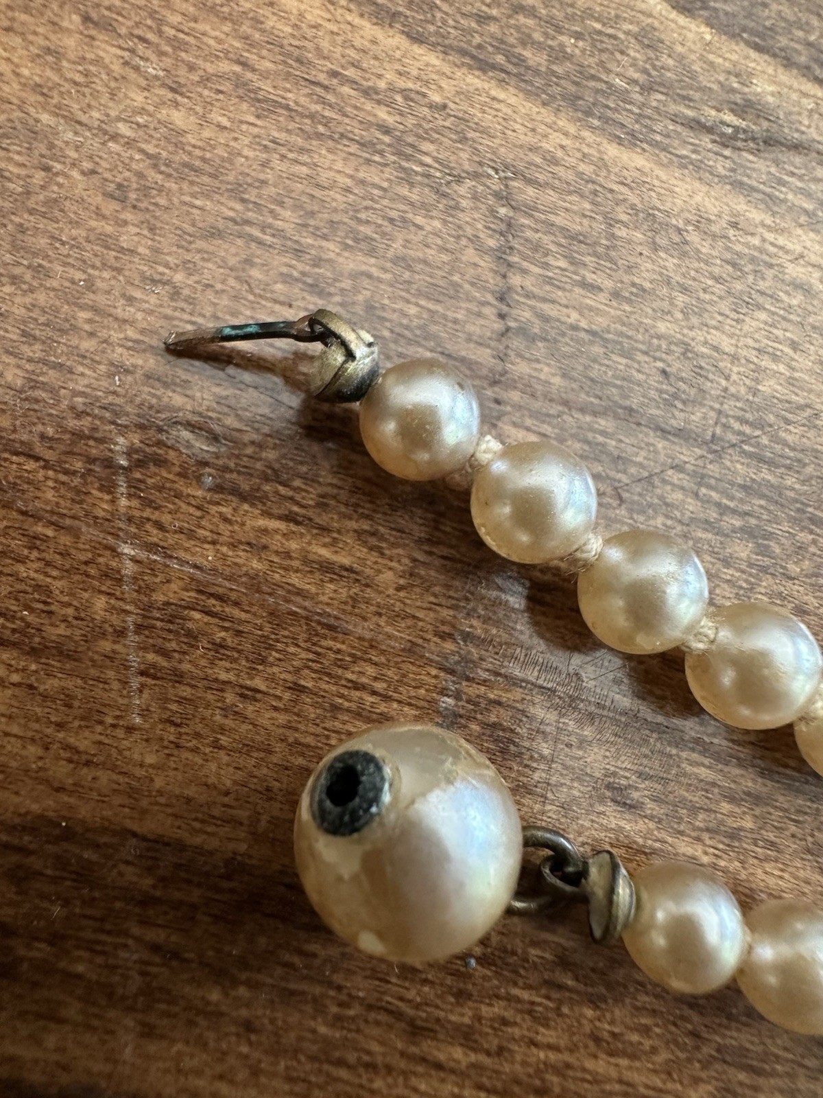 Cream Round Simulated Pearl Beaded Strand Ball/Bead Chain Necklace Screw Clasp