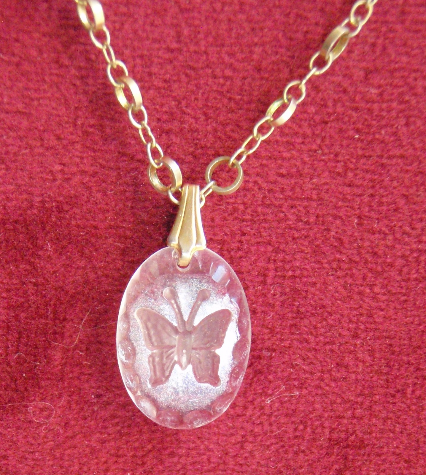 Necklace Frosted Glass Oval Butterfly 15″ Gold Tone Chain Whimsy Fairy MkUltra