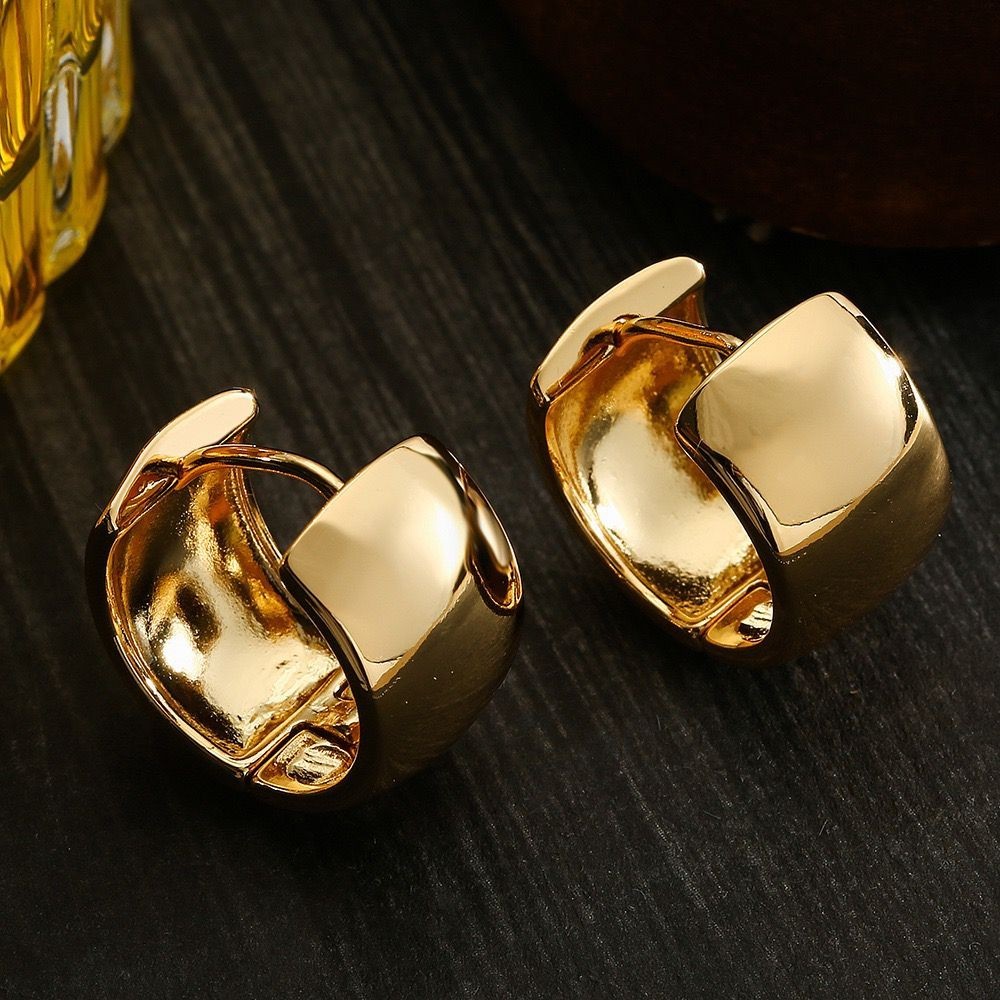 Woman Fashion 18k Gold Plated Wide Huggie Earring Stud Hoop Drop Dangle 18mm