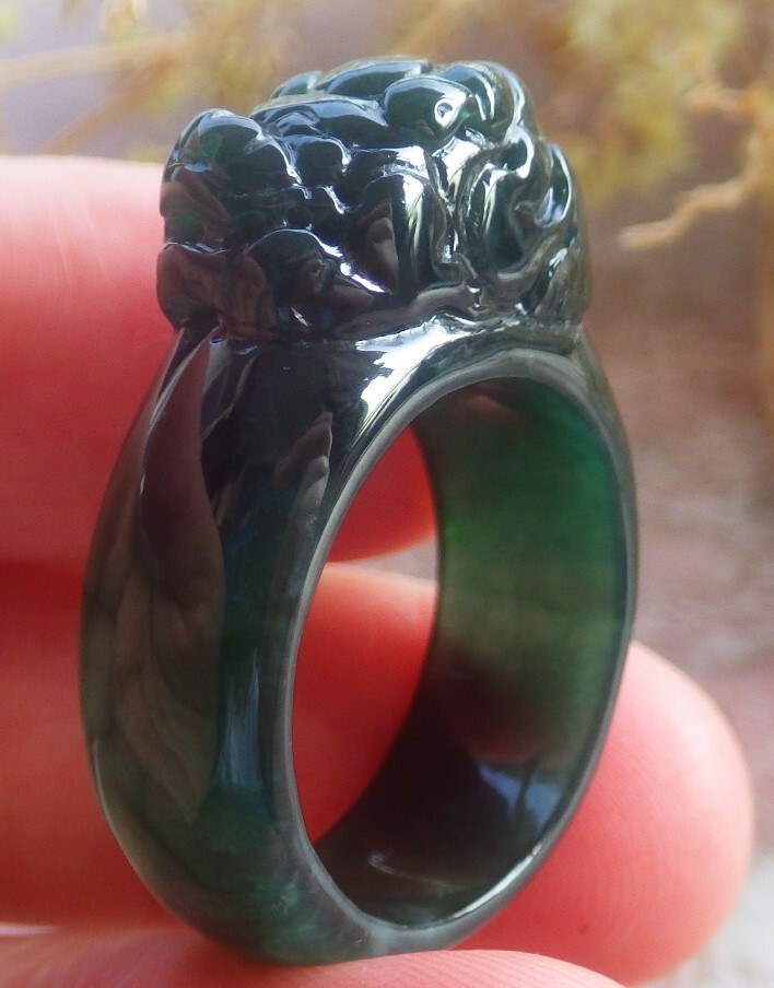 Video Certified Green A Jadeite Jade Dragon Pi Xiu Ring NO. 8 戒指 115022 TS