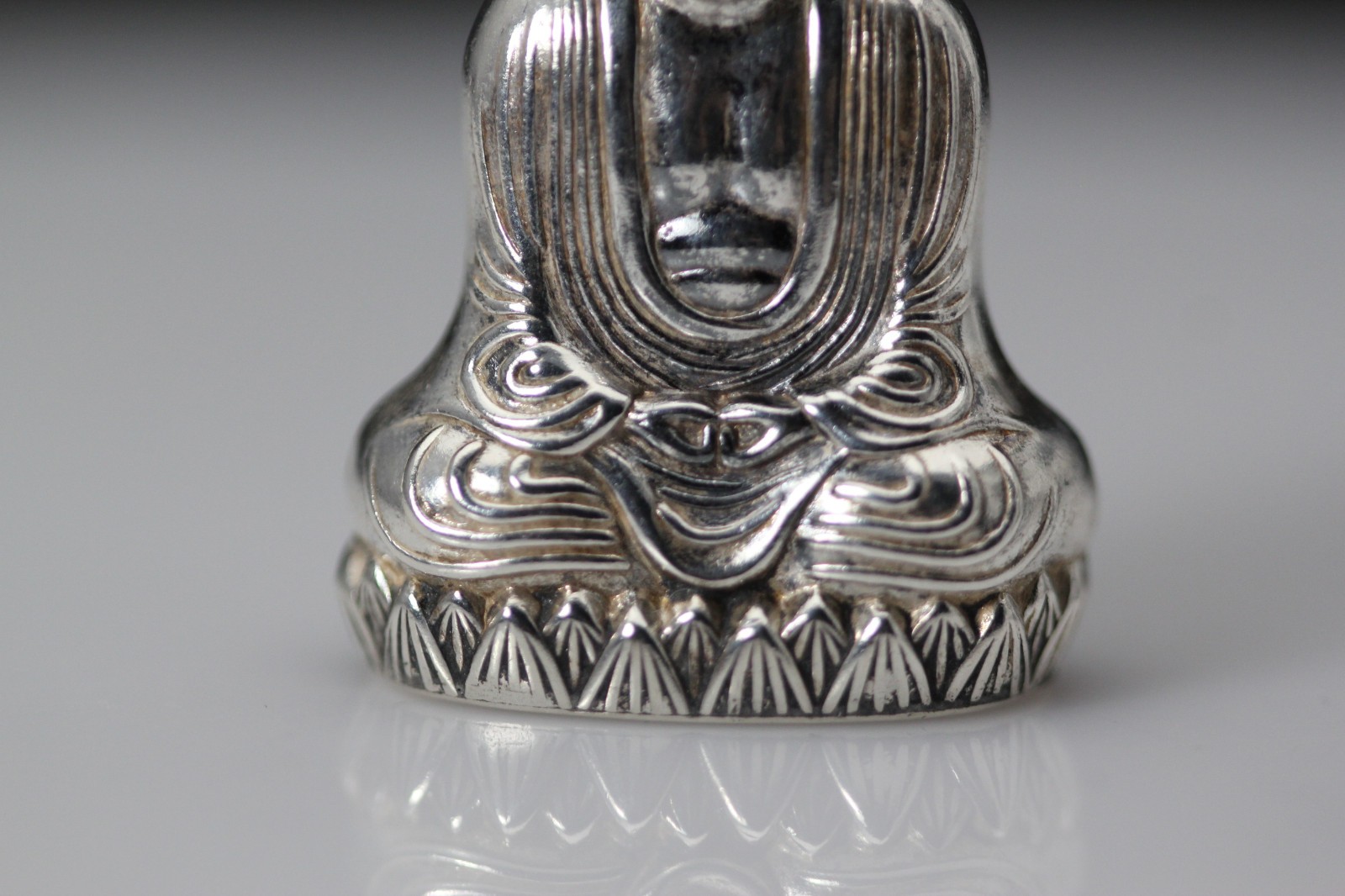 Vintage Sterling Silver 950 Buddha Salt/Pepper Shaker 10.3 Grams (PEN10360)