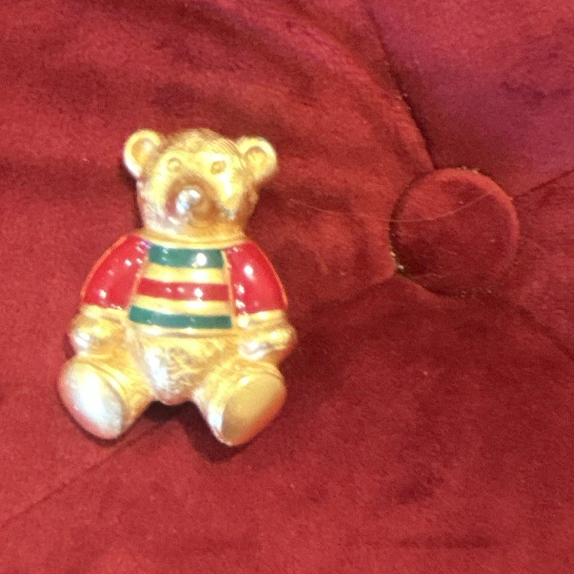 Enamel Teddy Bear Pin Brooch Gold Red Green Animals & Insects Theme