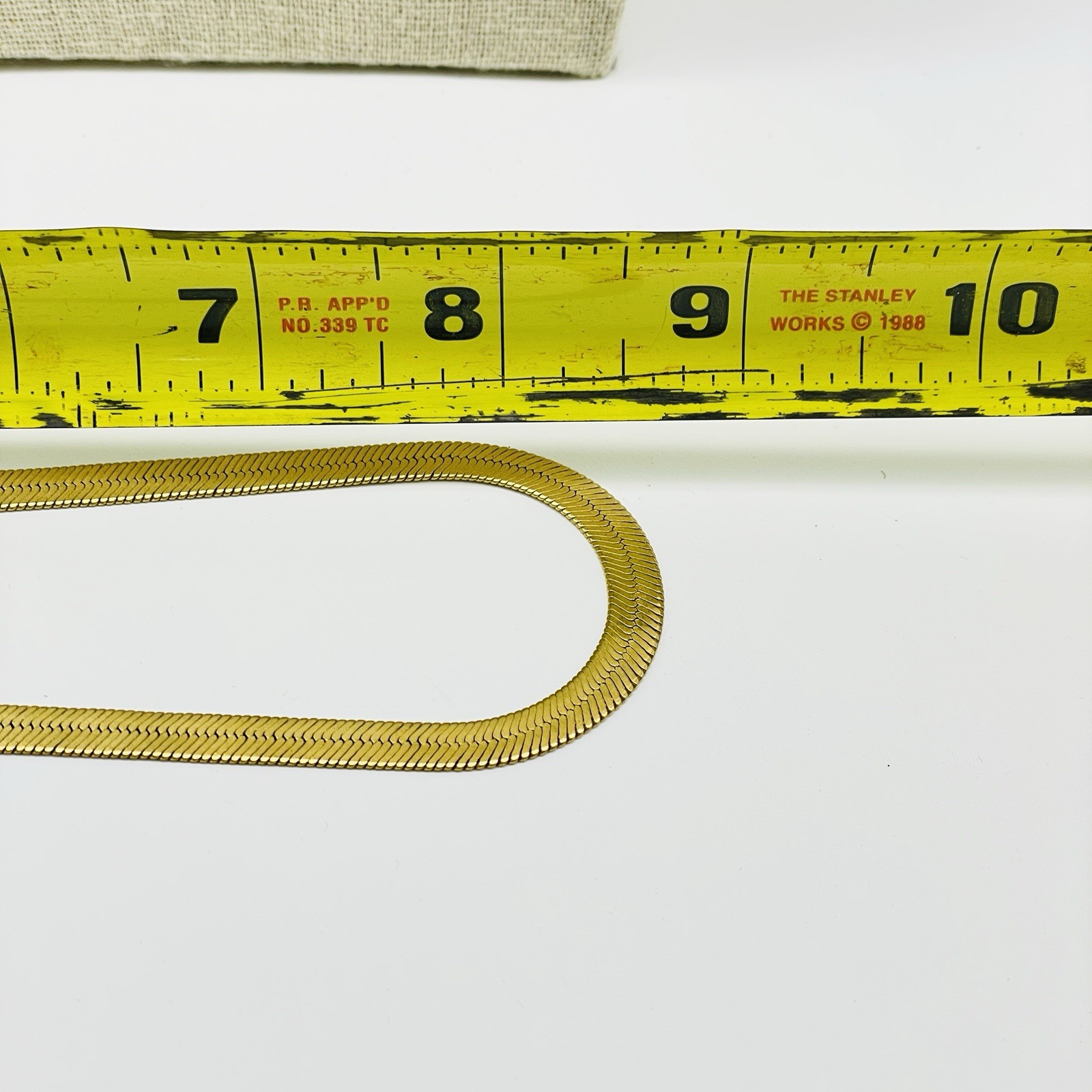 Gold Tone Necklace Lot of 2 Herringbone and Twisted Chains