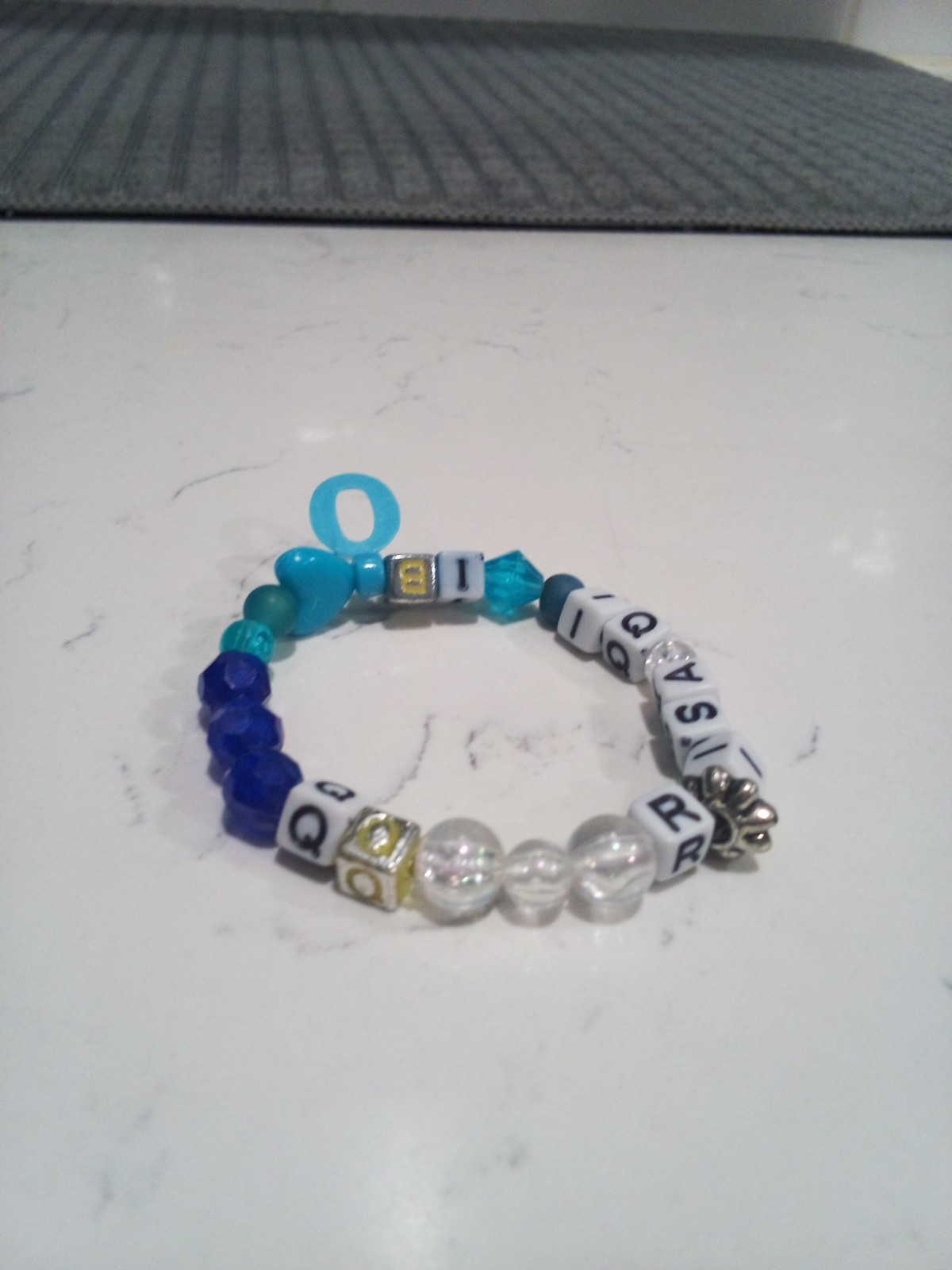 BEAUTIFUL, COLORFUL, BRIGHT, NEW, SMALL, FLEXIBLE, BRACELET