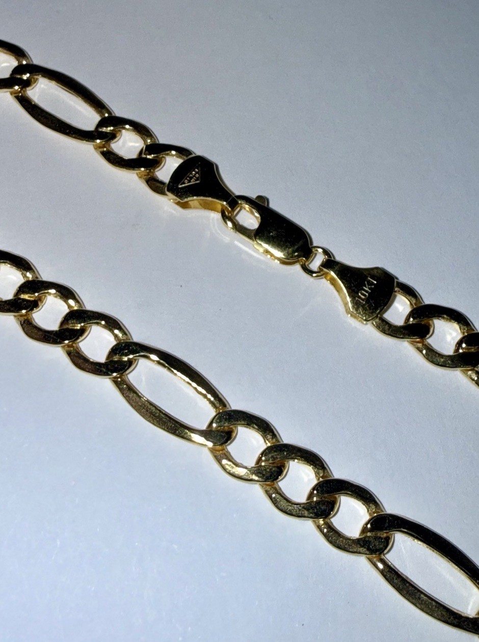 Solid 10K Gold 6.7mm Figaro Chain Necklace 22”