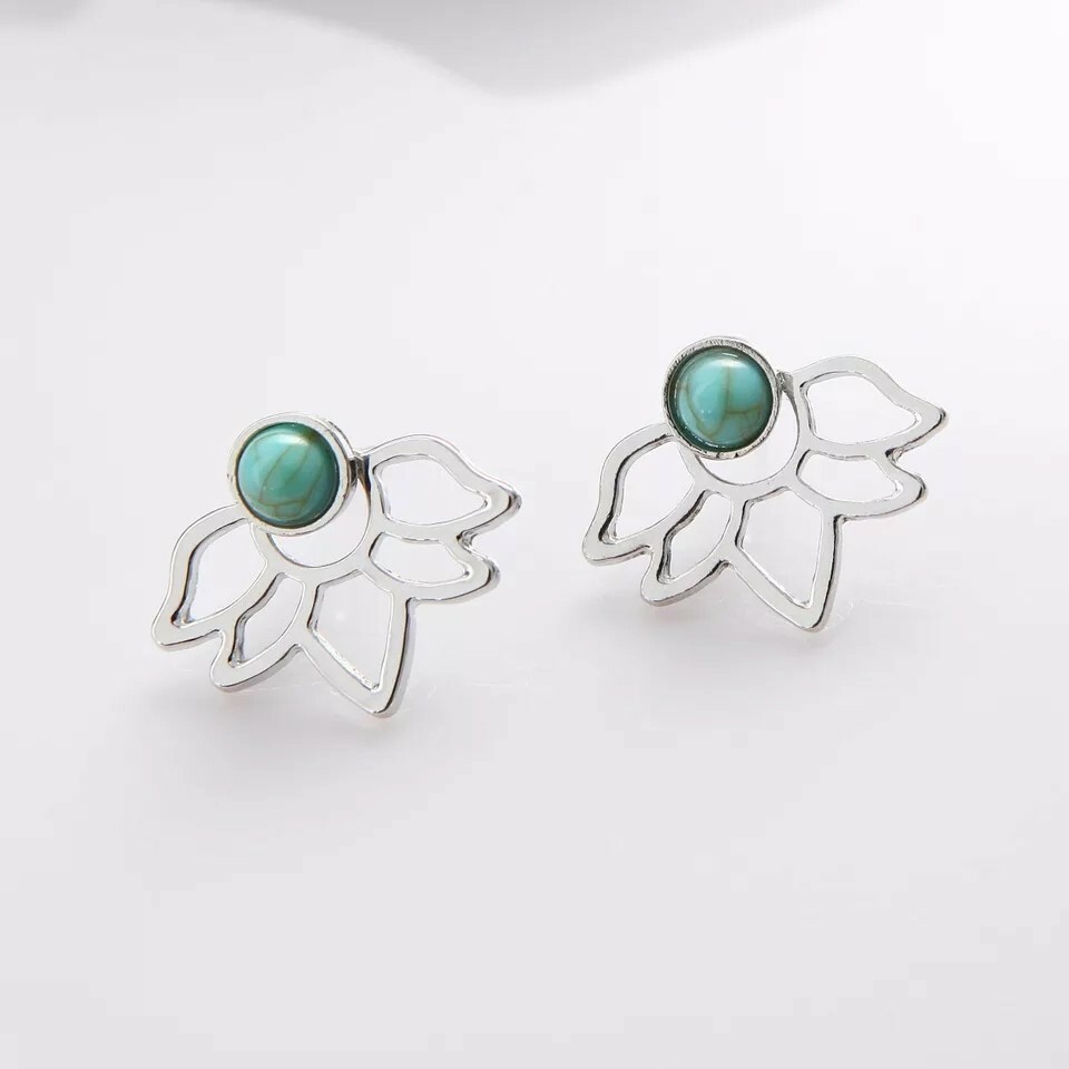 New Personality Unique Retro Green Stone Lotus Petal Hollow Leaf Earrings Boucle