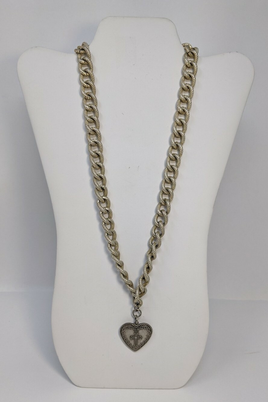 Love Never Fails 1 Corinthians Heart Necklace with Thick Chain
