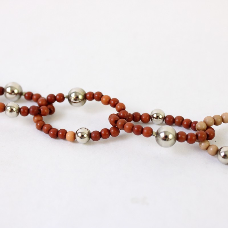 Brown Beige and Silver-Tone Chain Link Beaded Necklace 21″