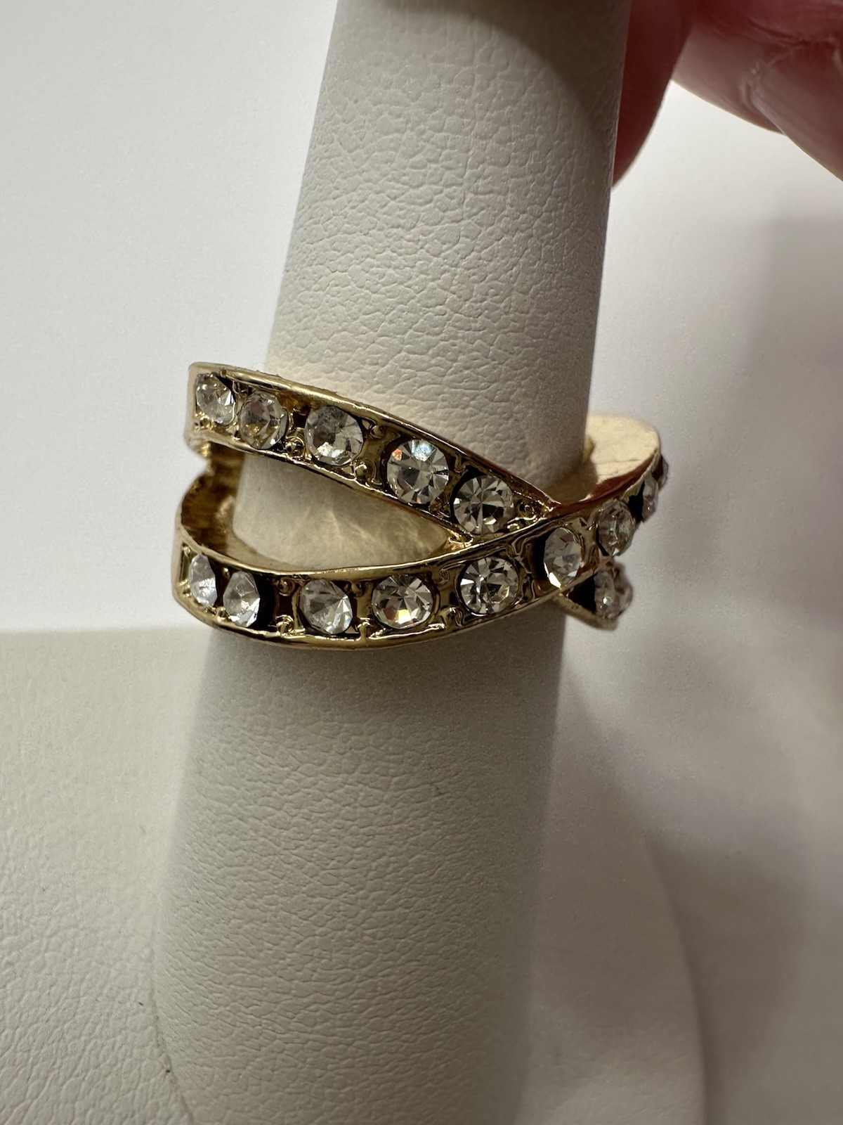 Gold Tone Criss Cross Ring With Clear Rhinestone Or Crystals Size 7