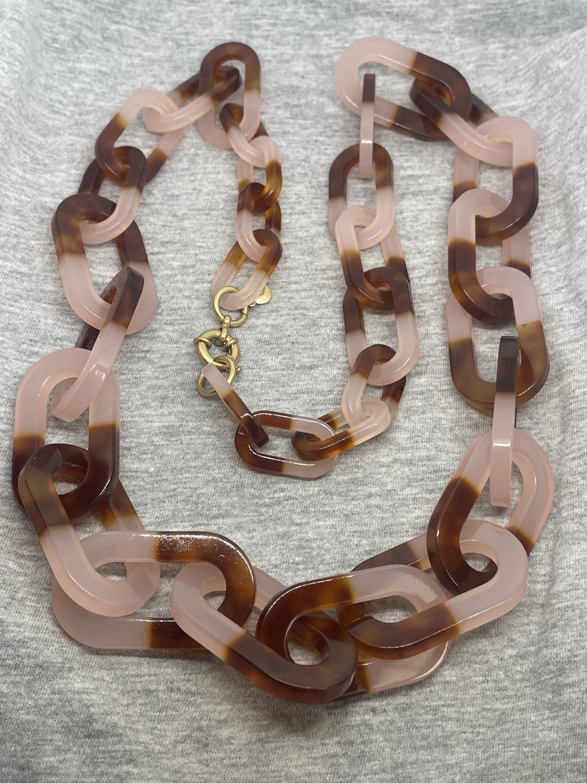 J. Crew Signed Chunky Brown Beige Chain Acrylic Statement 35.5” Necklace