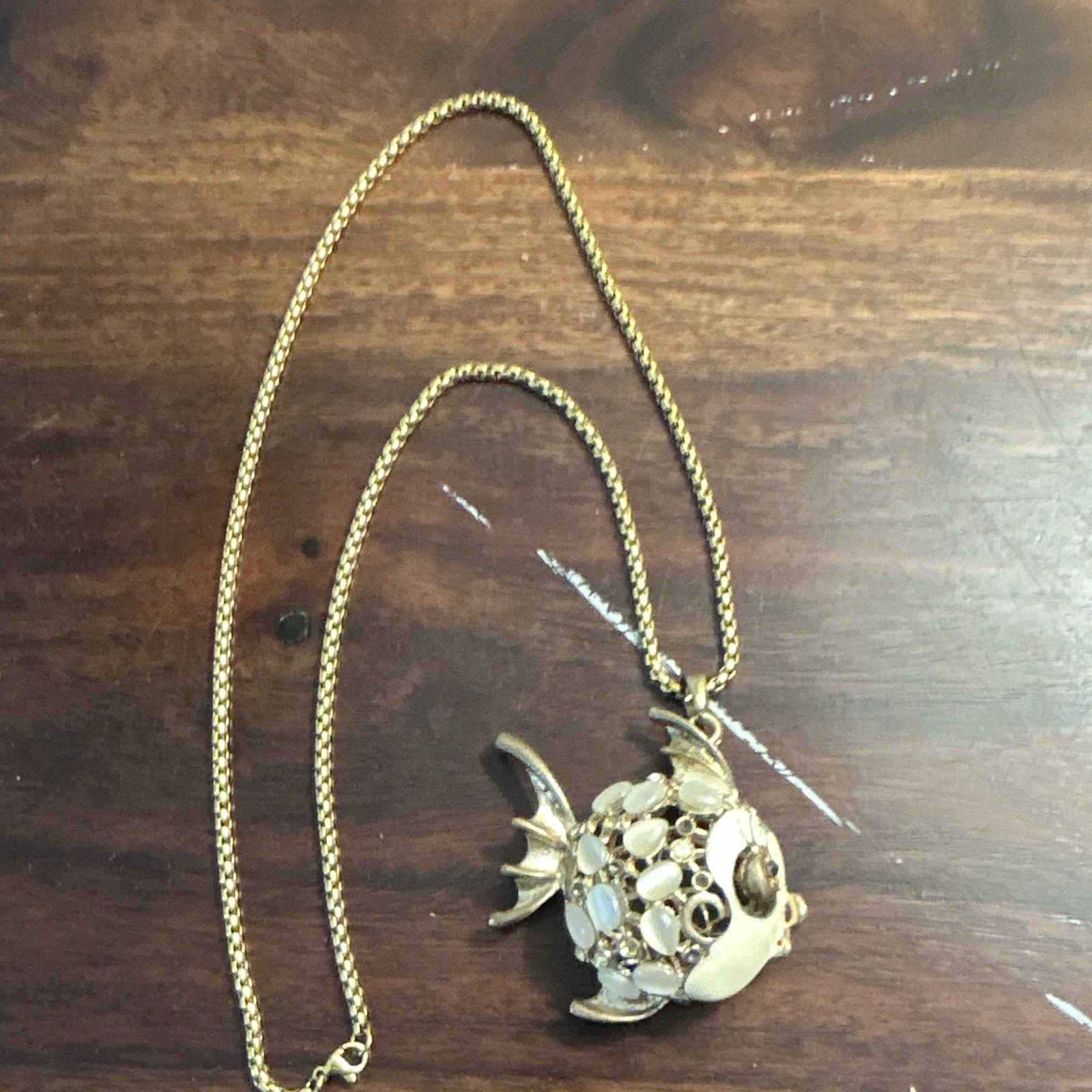 Gold Tone Rope Chain Necklace Fish Charm Pendant with White Oval Stones