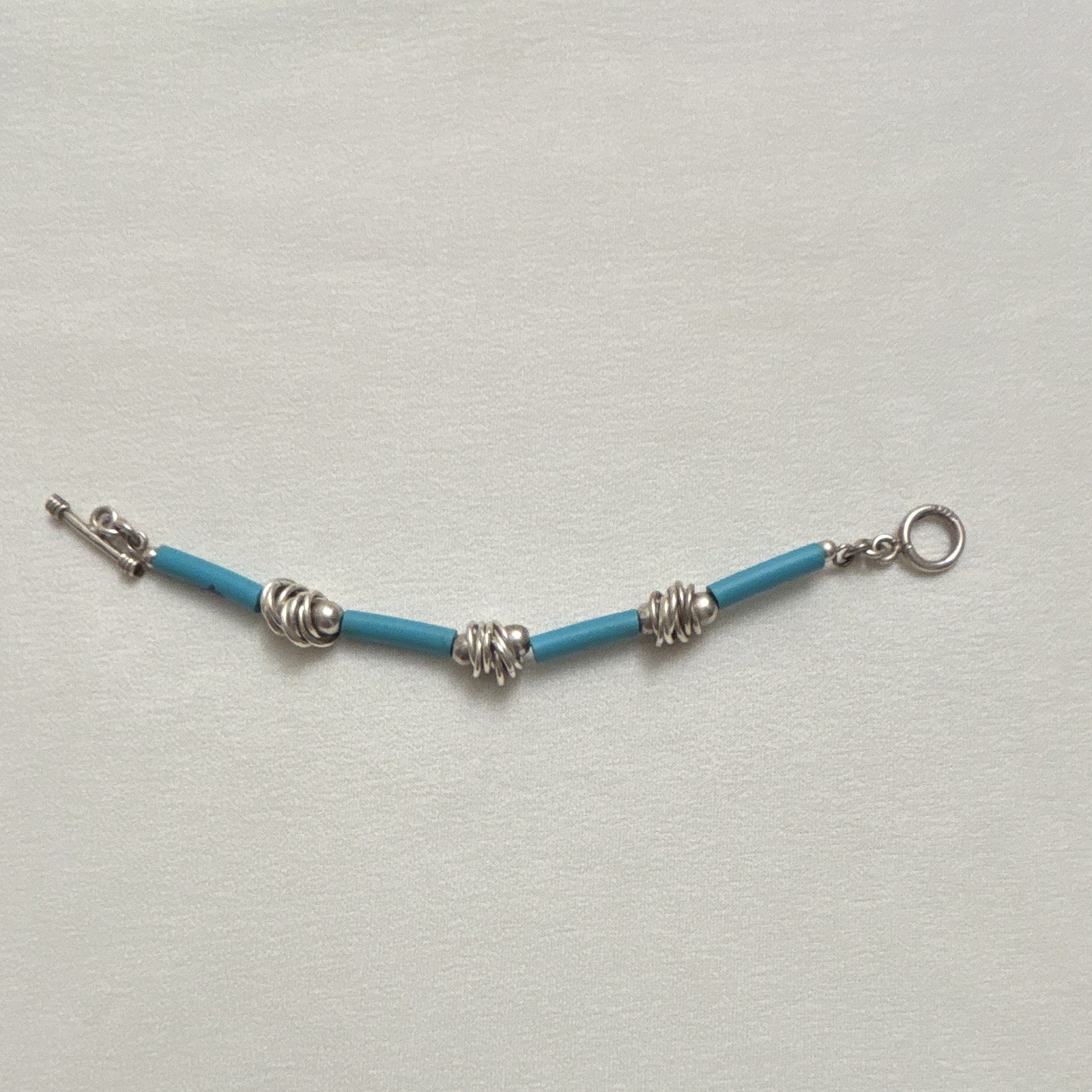 Blue Beaded Bracelet Silver Tone Wire-Wrapped Beads Toggle Closure