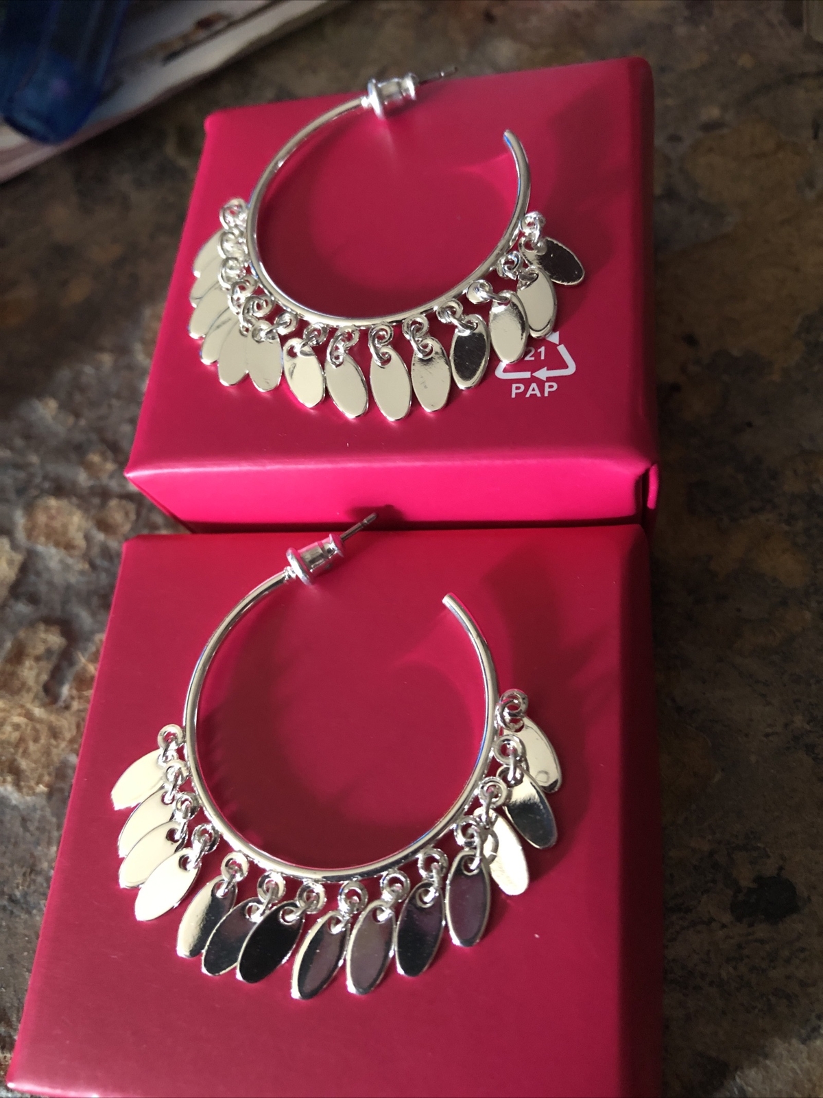 1 1/4 Inch Silver tone Hoop Dangle Earrings pierced new inbox. Free Ship