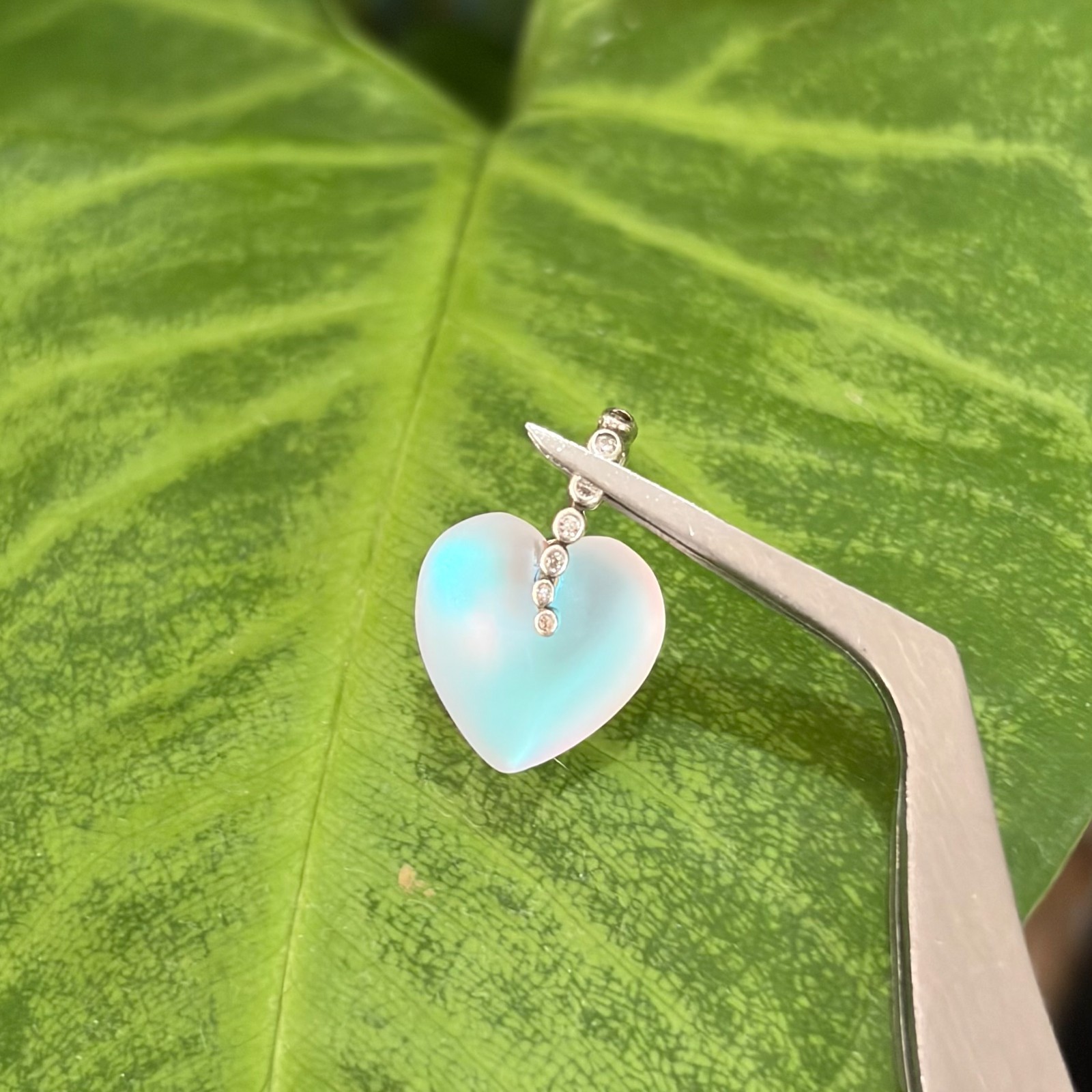 100% NEW #794143C01 PANDORA Shooting Star Moonstone iridescent Heart Charm