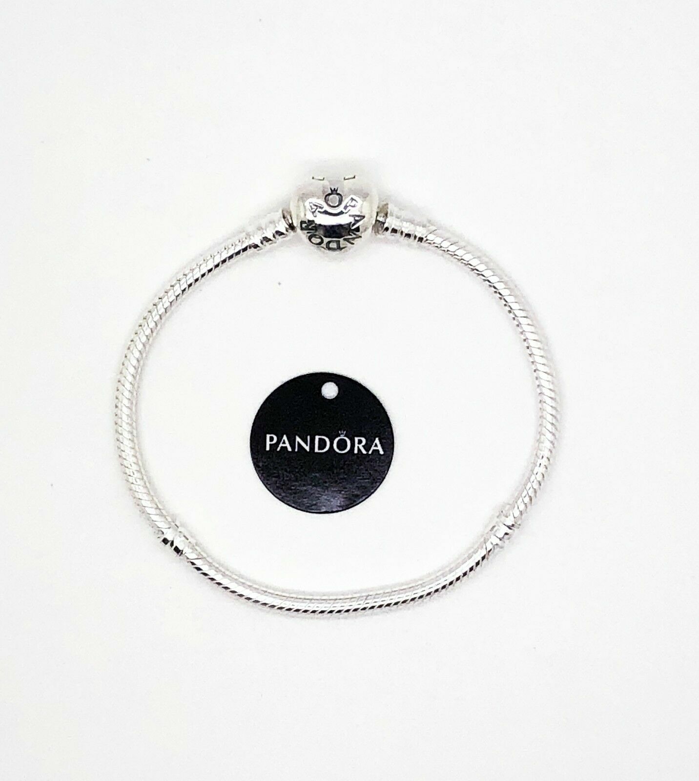 New Pandora S925 Sterling Silver Charm Bracelet with Heart Clasp 590719