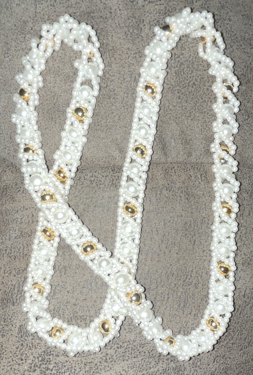 Vintage White Simulated Pearl Beaded Chain Necklace Strand w/ Gold-Tone Accents