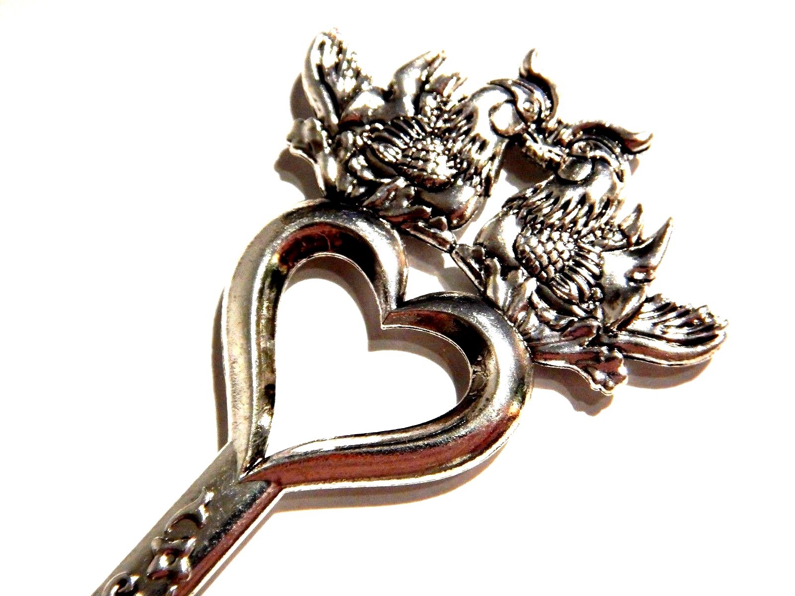 SILVER LOVE BIRDS HAIR STICKS Kanzashi bun pins valentine heart Gothic 1 PAIR G6